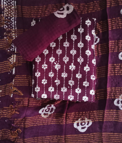 Women's Rayon Unstitched Batik Bandhani Dress with Jacquard Fabrics Wholesale